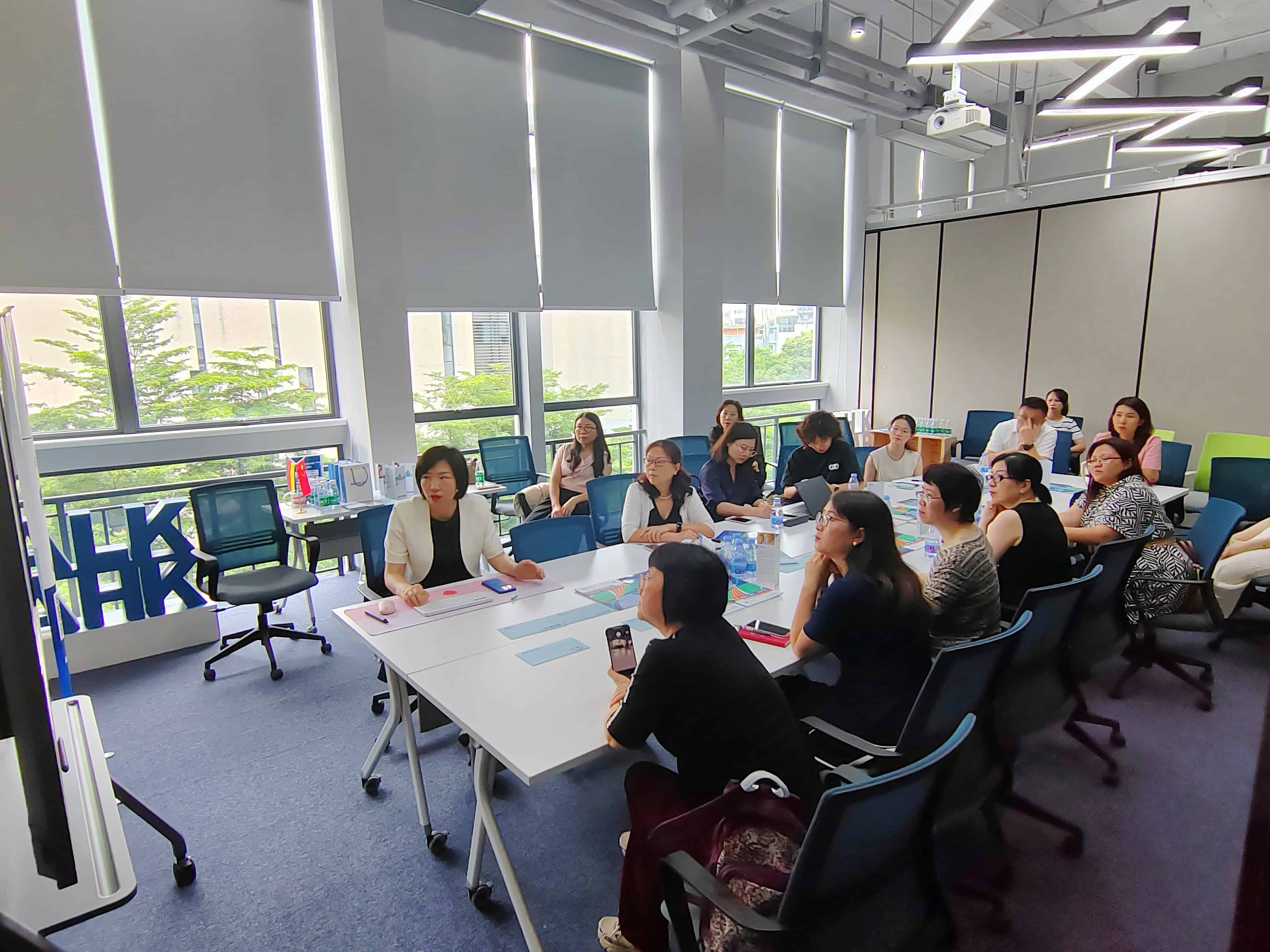 ss-tuya.jpg ss-tuya.jpg